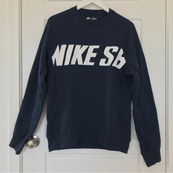 Nike SB // NWOT Classic Crewneck - Picture 1 of 8